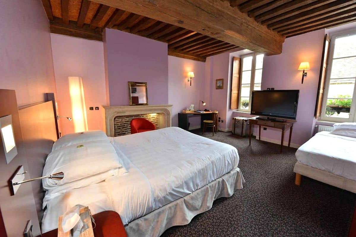 Bureau, chambres insonorisées, Wi-Fi gratuit, draps fournis