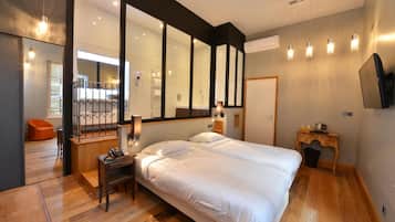 Chambre avec lits jumeaux | Bureau, chambres insonorisées, Wi-Fi gratuit, draps fournis