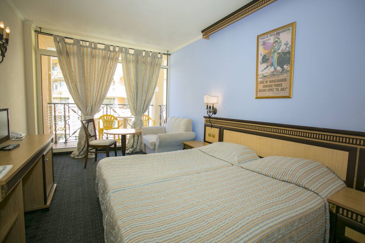 In-room safe, desk, iron/ironing board, free cribs/infant beds