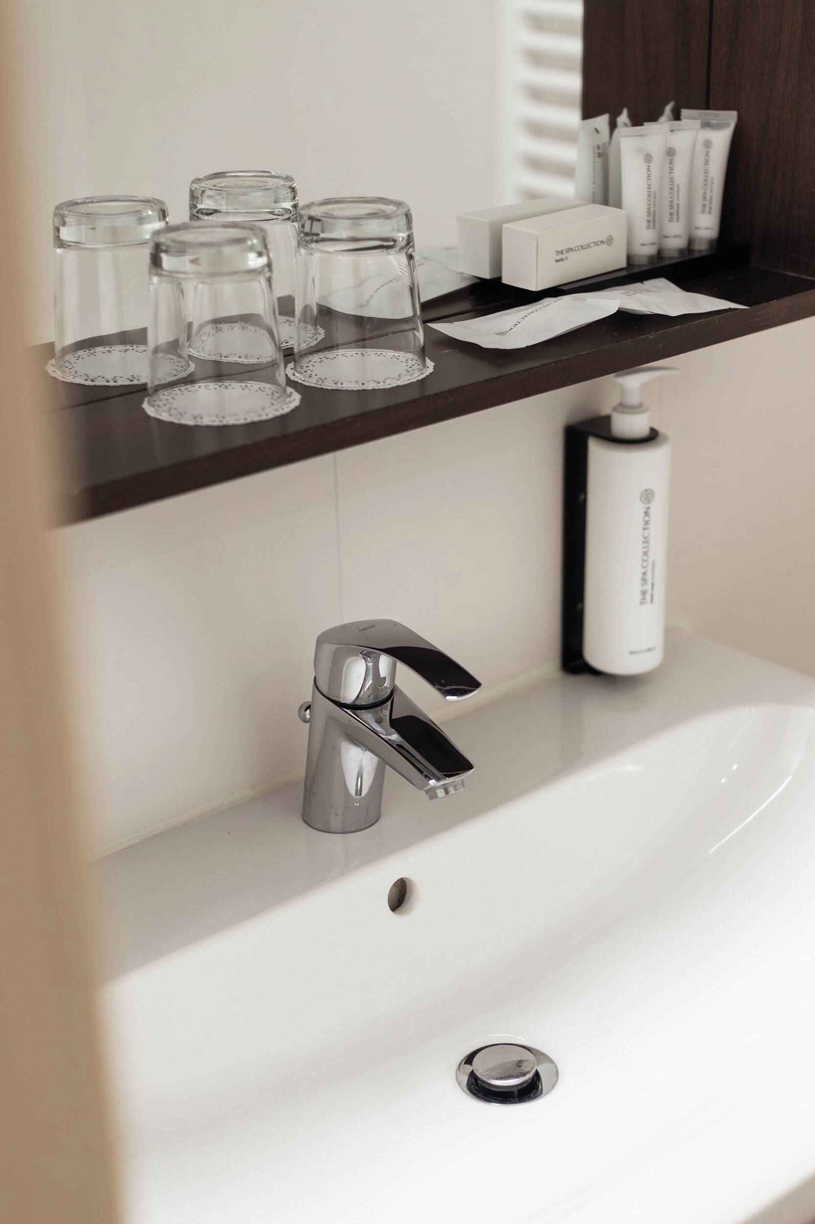 standard double or twin room | 1 bedroom, minibar, in-room safe, individually decorated