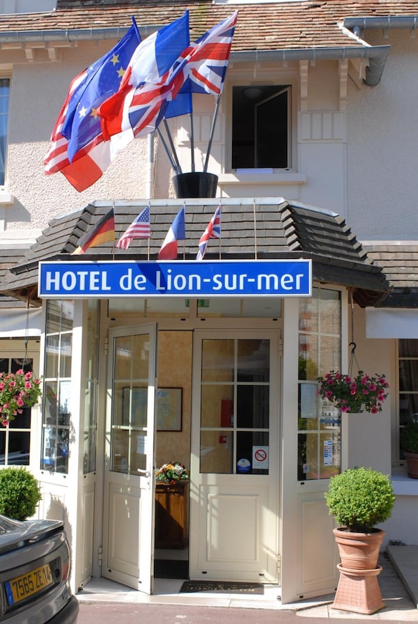 Hôtel De Lion Sur Mer - Lion-sur-Mer