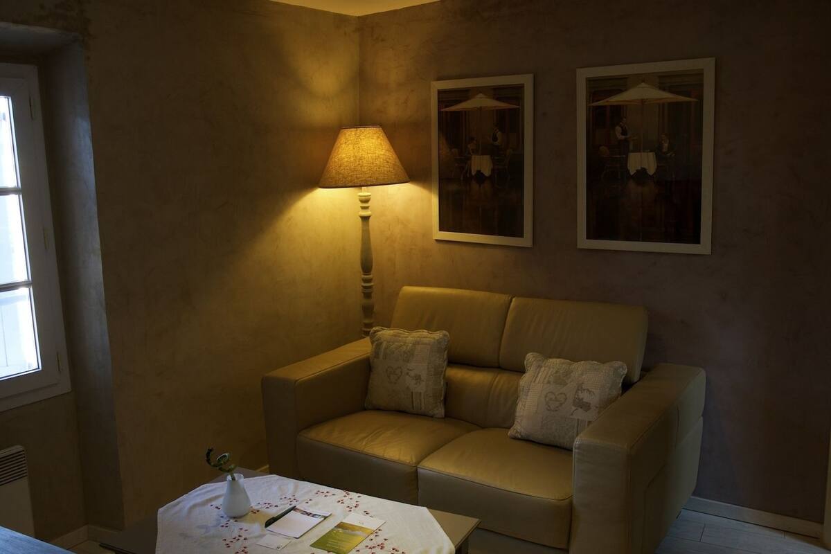 premium twin room | premium bedding, soundproofing, free wifi, bed sheets