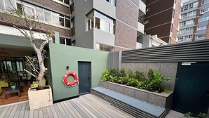 星評価なしの画像、3 / 137、ボタン