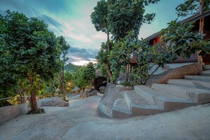 Hallway - Dusit Buncha Koh Tao by Riya Group (Koh Tao)