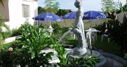 Acacia Lodge, North Legon
