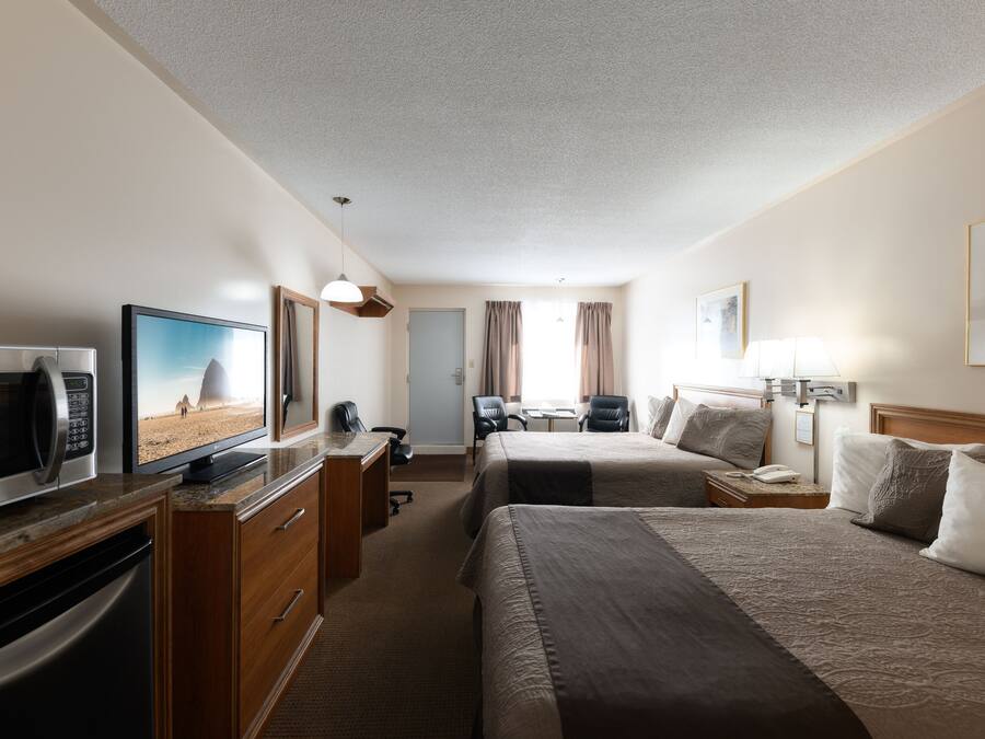 Standard Room, 2 Queen Beds