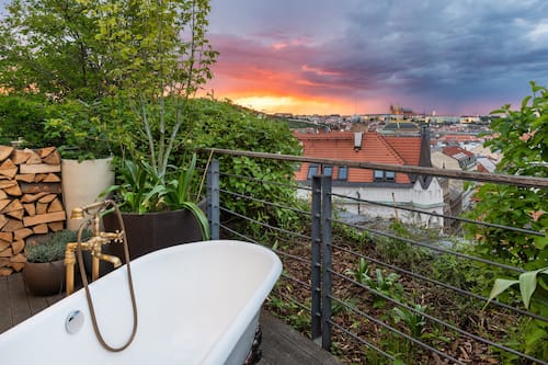Penthouse Suite with Terrace | Premium bedding, minibar, in-room safe, individually decorated