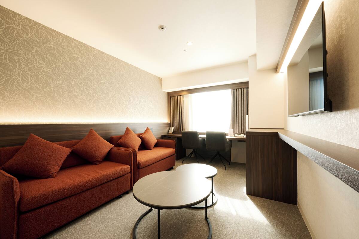 Superior Twin Room, 2 Bedrooms, Non Smoking | In-room safe, desk, laptop workspace, blackout drapes