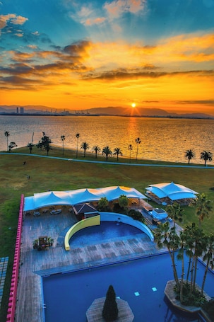 Traditional Room, Non Smoking, Ocean View | Beach/ocean view