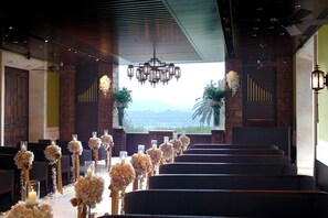 Chapel - The Luigans Spa and Resort (Fukuoka)