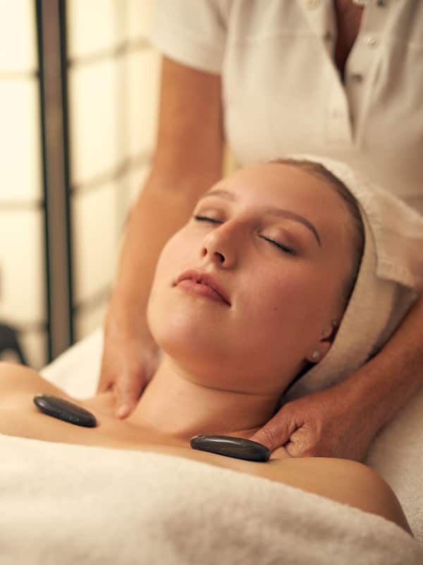 Tratamientos corporales, aromaterapia y tratamientos faciales