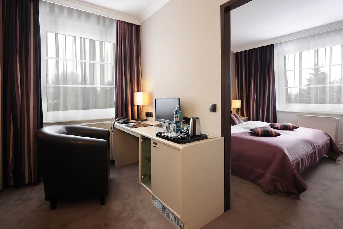 superior double room | extra beds