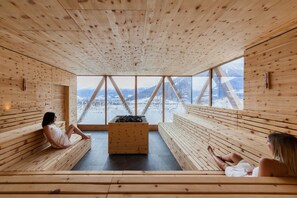 Couples treatment room(s), Turkish bath/hammam, body treatments - Hotel Garberhof (Malles Venosta)