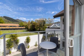 Super Deluxe King Spa Studio | Balcony view