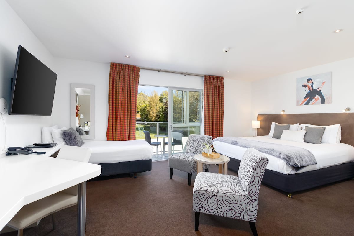 super deluxe king spa studio | desk, laptop workspace, soundproofing, iron/ironing board