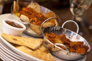 Se sirven desayunos, almuerzos y cenas