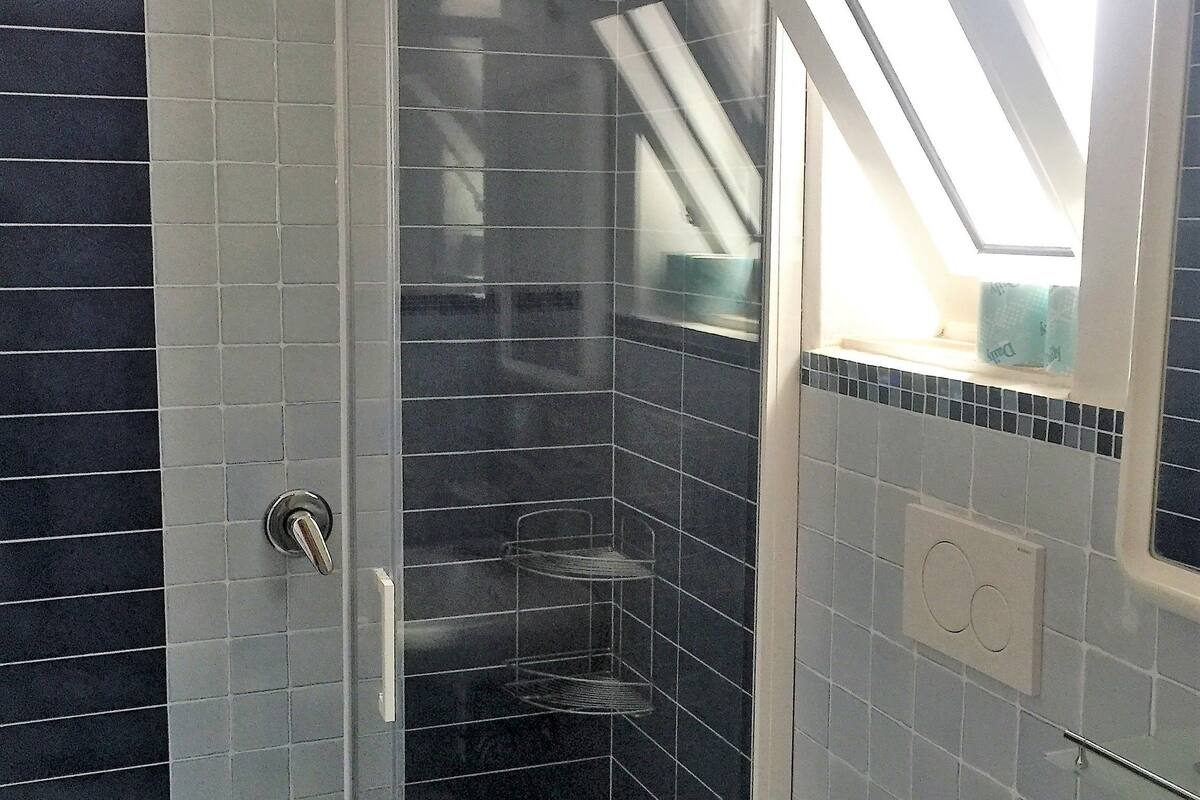 family quadruple room, 2 double beds, partial sea view | bathroom | shower, hair dryer, towels