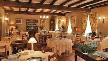 Breakfast, lunch, dinner served; French cuisine
