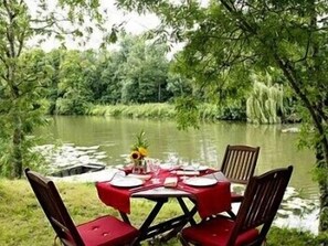 Property grounds - Auberge de la RivIère (Les Velluire-sur-Vendée)