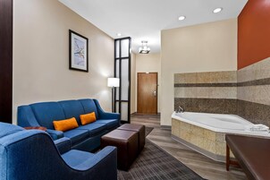 加厚床垫、办公桌、笔记本电脑工作区、熨斗/熨衣板