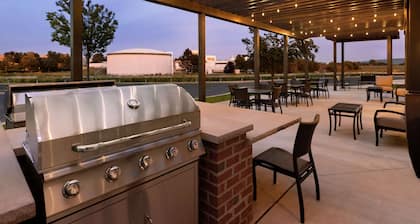 Homewood Suites by Hilton Allentown-West/Fogelsville, PA