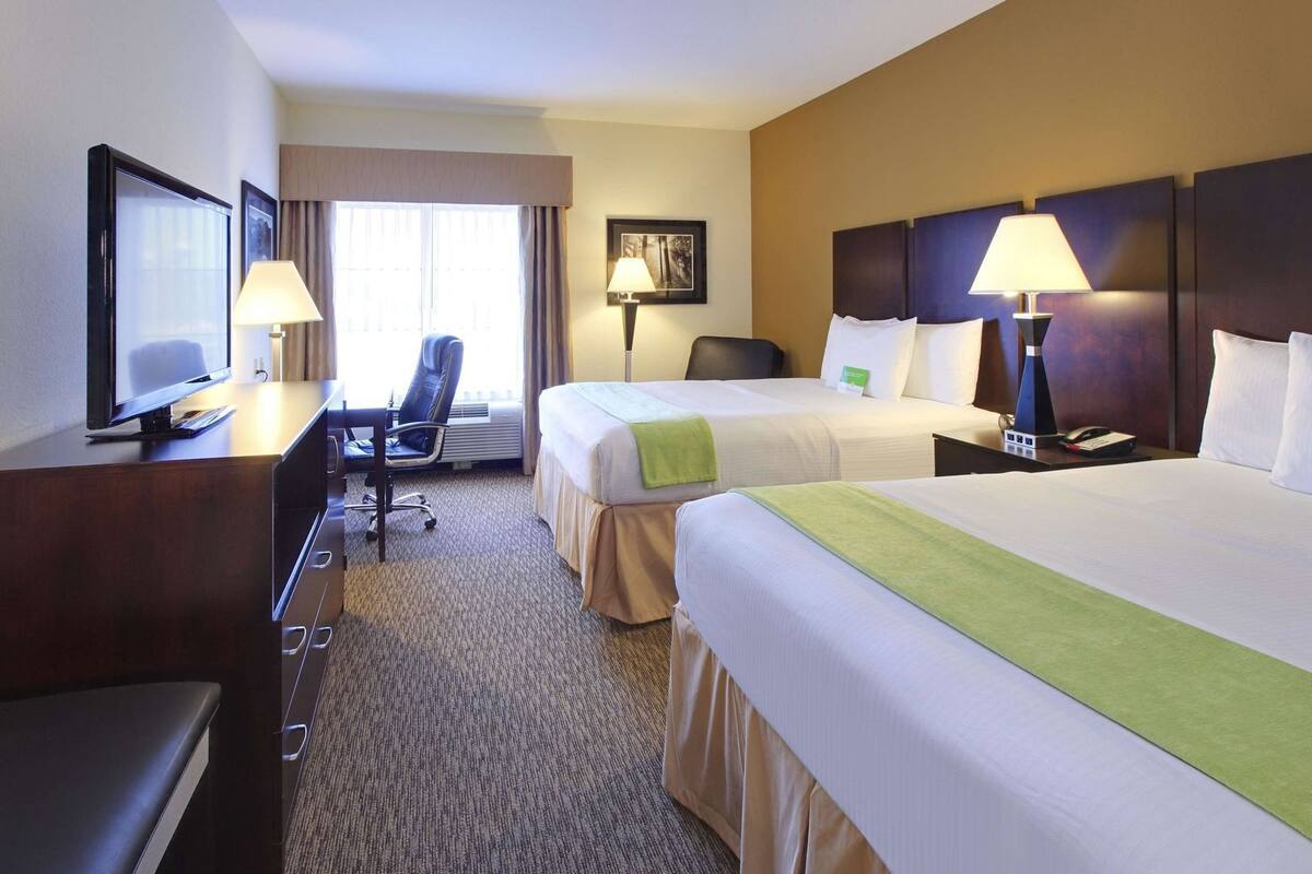 Premium bedding, pillowtop beds, desk, iron/ironing board