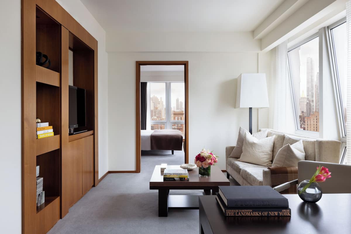 Suite, 1 Bedroom, Club Lounge Access (Empire State View) | 1 bedroom, Frette Italian sheets, premium bedding, down comforters