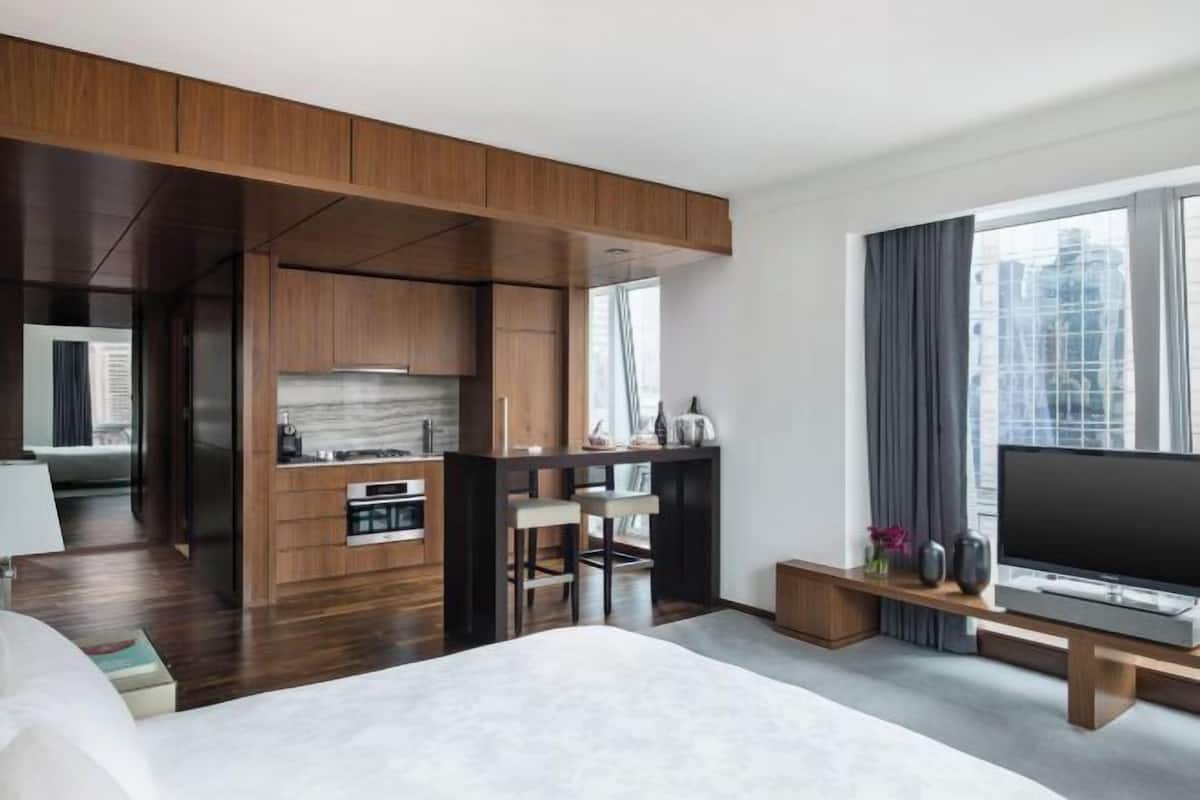 1 Schlafzimmer, italienische Bettbezüge von Frette