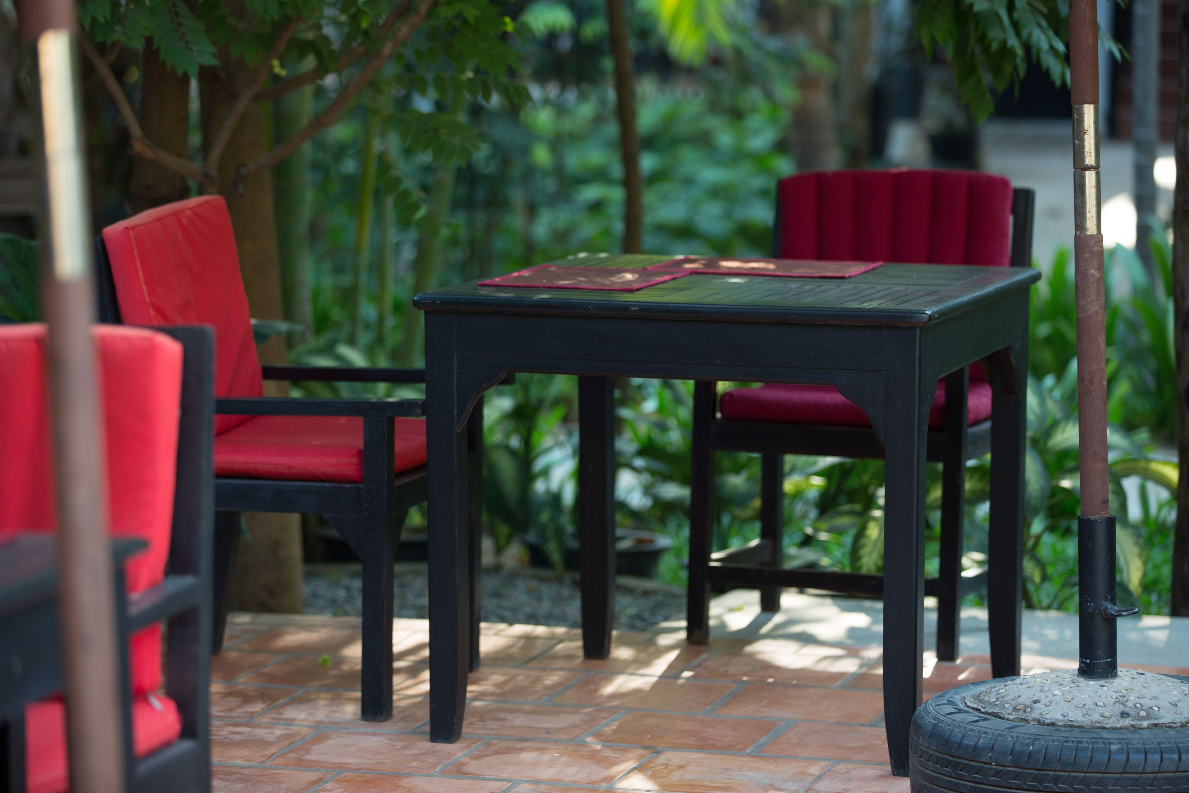 breakfast, lunch, dinner served; pool views