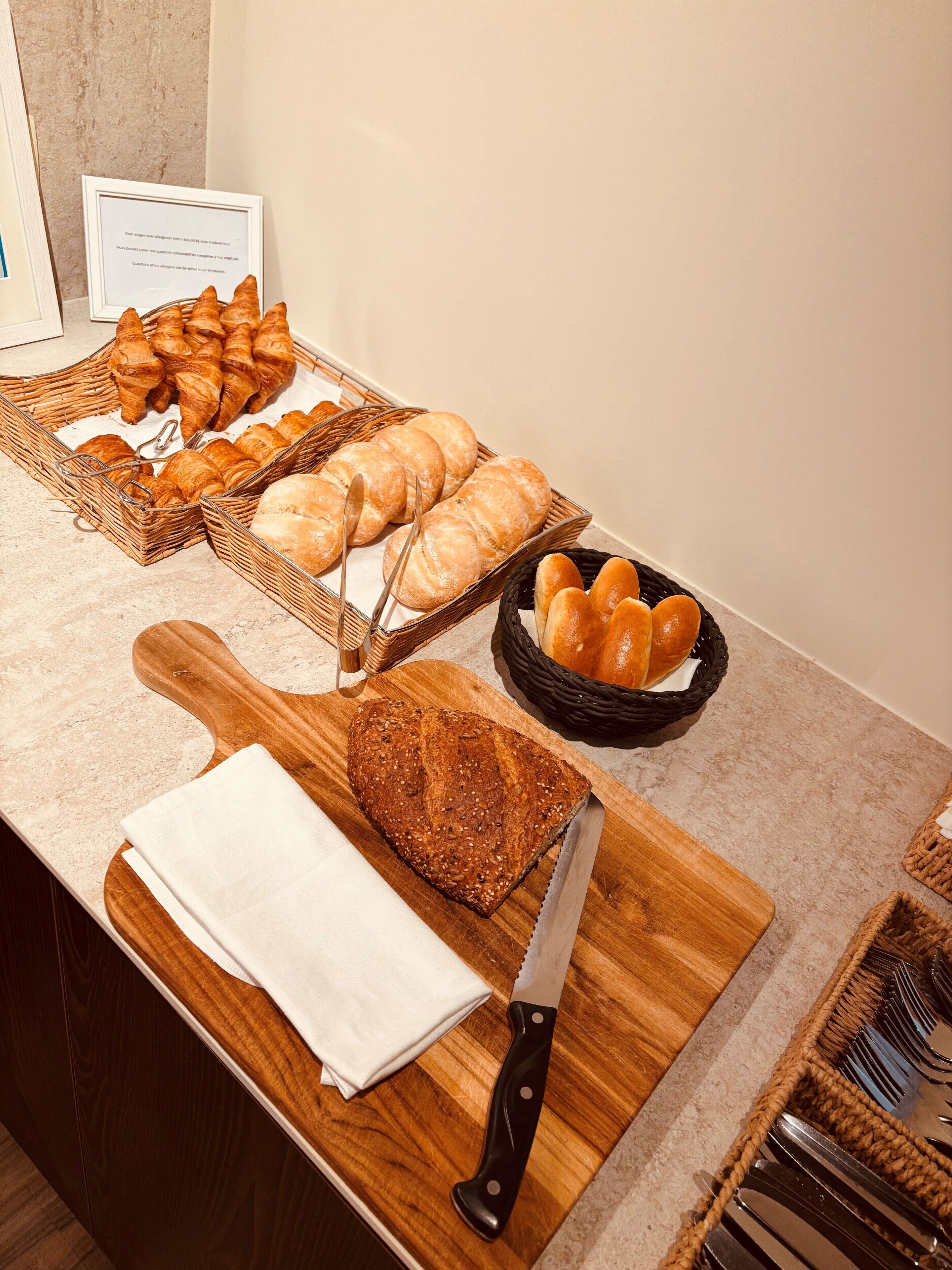 daily buffet breakfast (eur 19.50 per person)