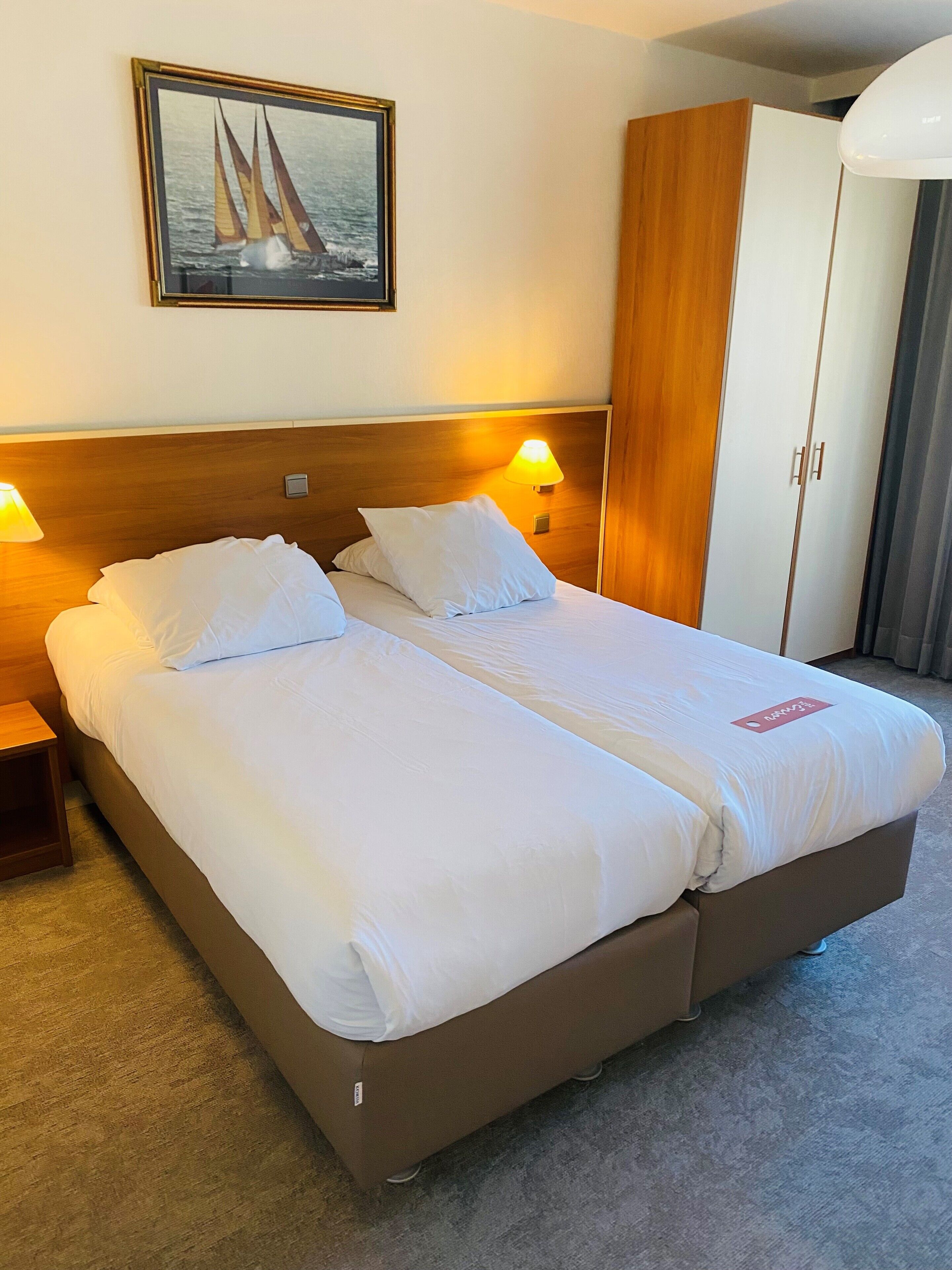 comfort room, city view | 2 bedrooms, free wifi, bed sheets, alarm clocks