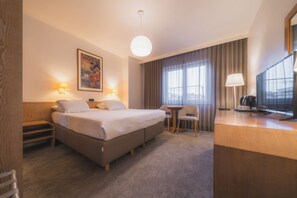 Wifi gratis, ropa de cama y despertador 