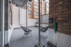 家庭套房 (Large) | 露台