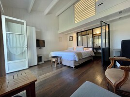 Quarto conforto, 1 quarto, terraço, no piso térreo | Roupas de cama premium