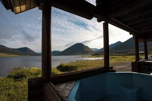 小屋 (Large) | 湖景