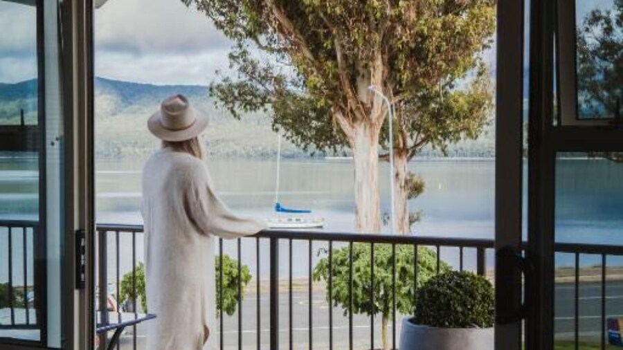 Radfords on the Lake