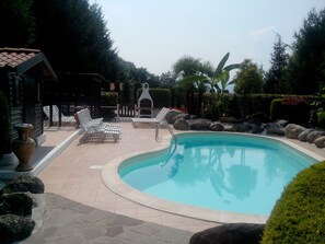 Seasonal outdoor pool