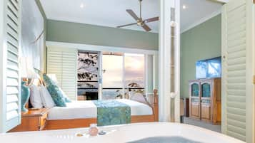  Daintree Room | Premium bedding, pillowtop beds, individually decorated