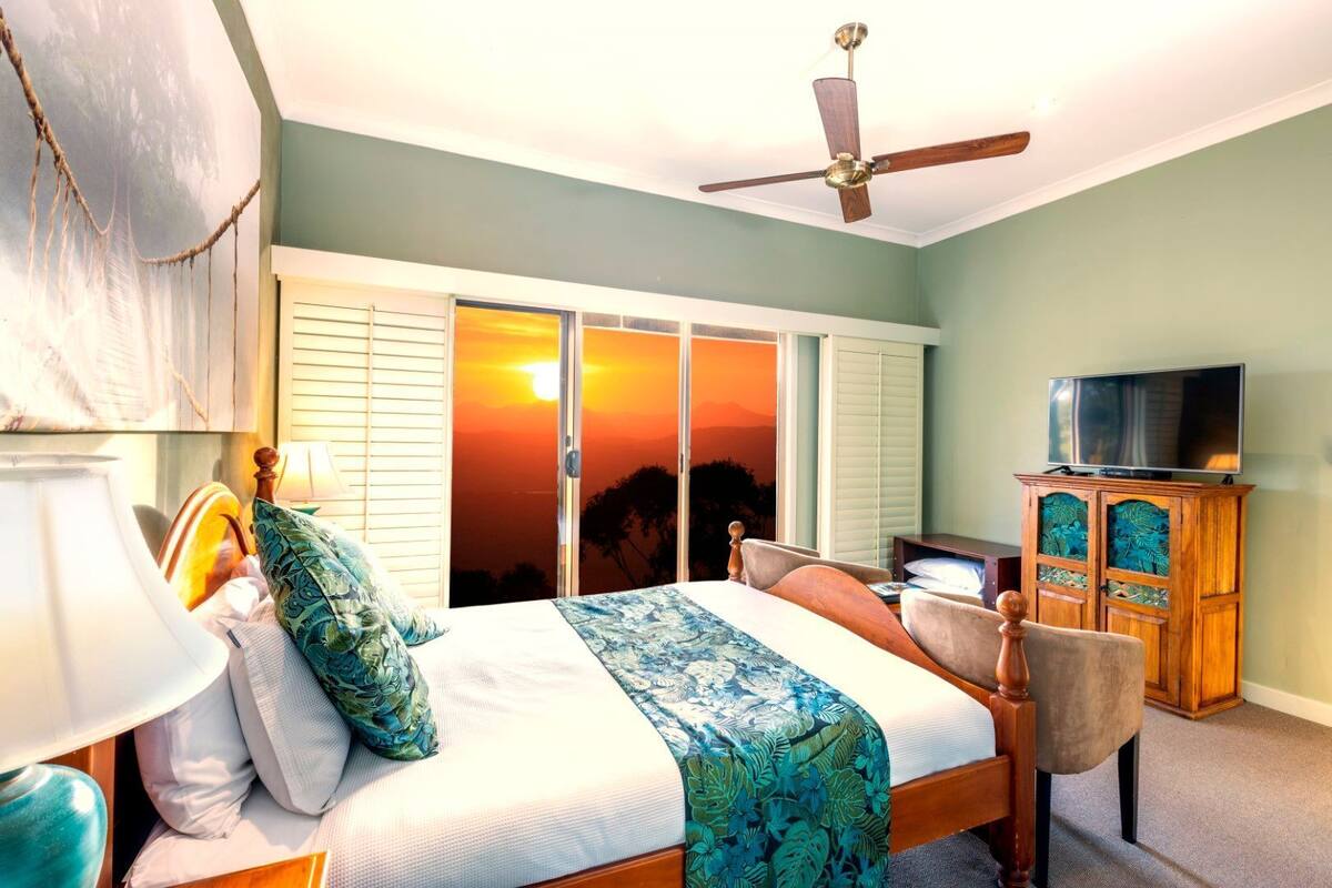 Habitación de lujo, 1 cama Queen size ( Daintree Room) | Ropa de cama de alta calidad, camas con pillow-top y insonorización 