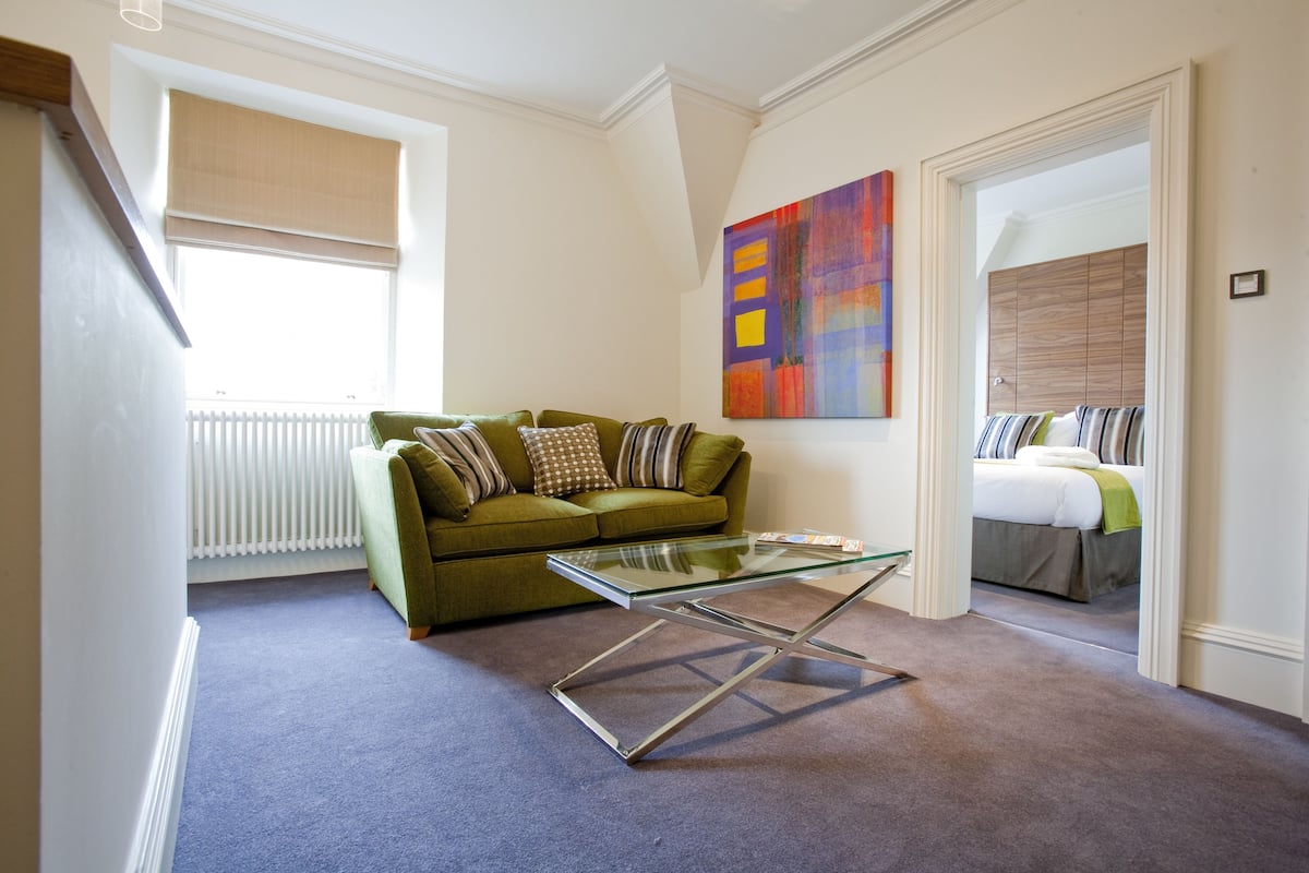 Apartment 1 Bedroom (plus sofa bed) | Living room | Flat-screen TV, DVD player, iPod dock