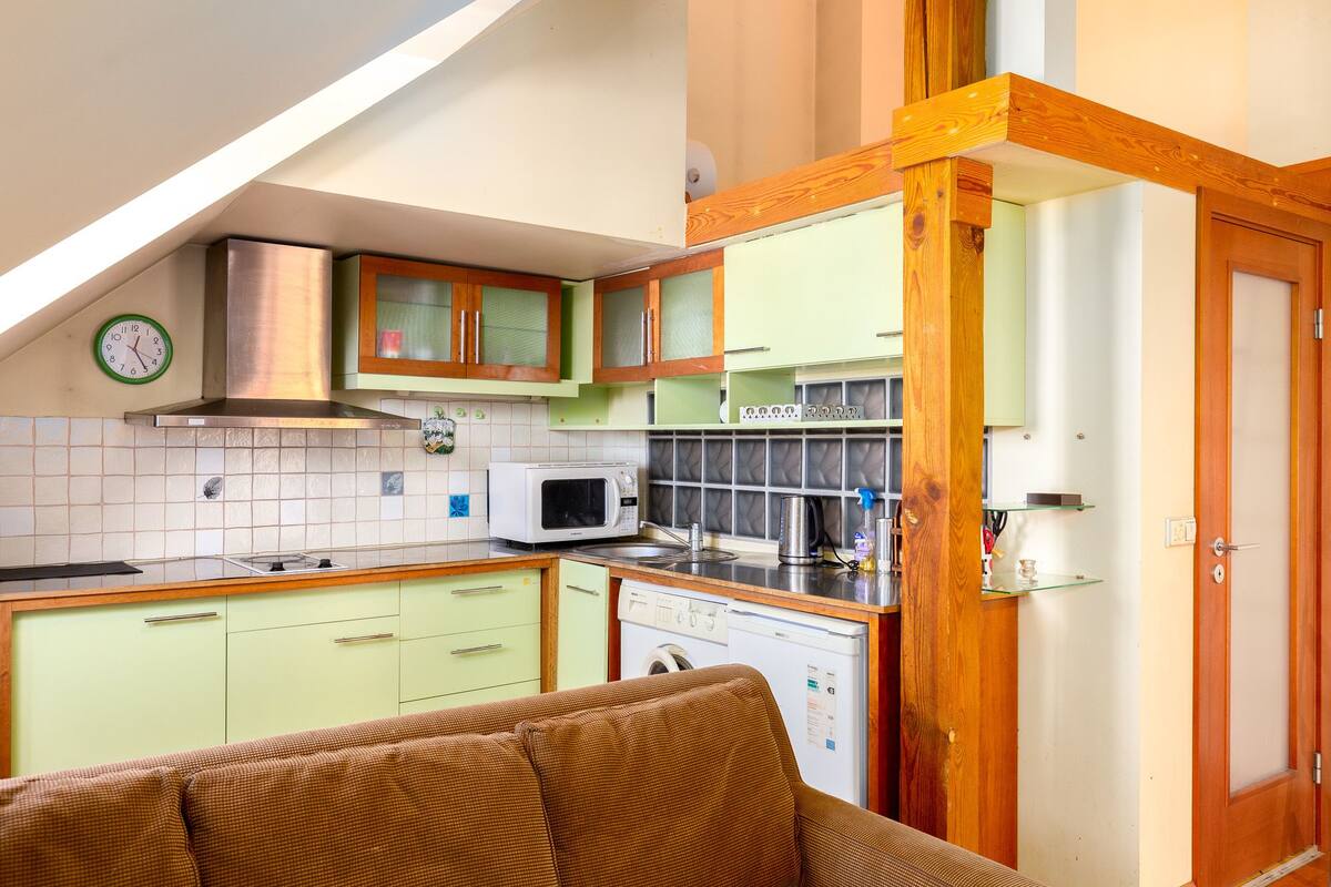 Two-room studio | Desk, iron/ironing board, free WiFi