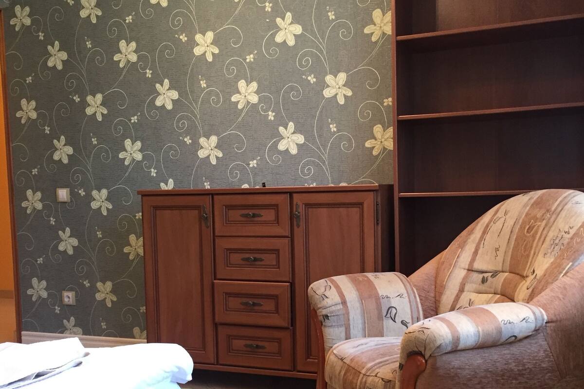 Desk, iron/ironing board, WiFi (free)