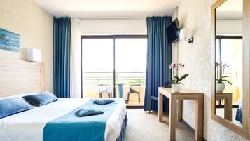 Desk, blackout drapes, rollaway beds, free WiFi