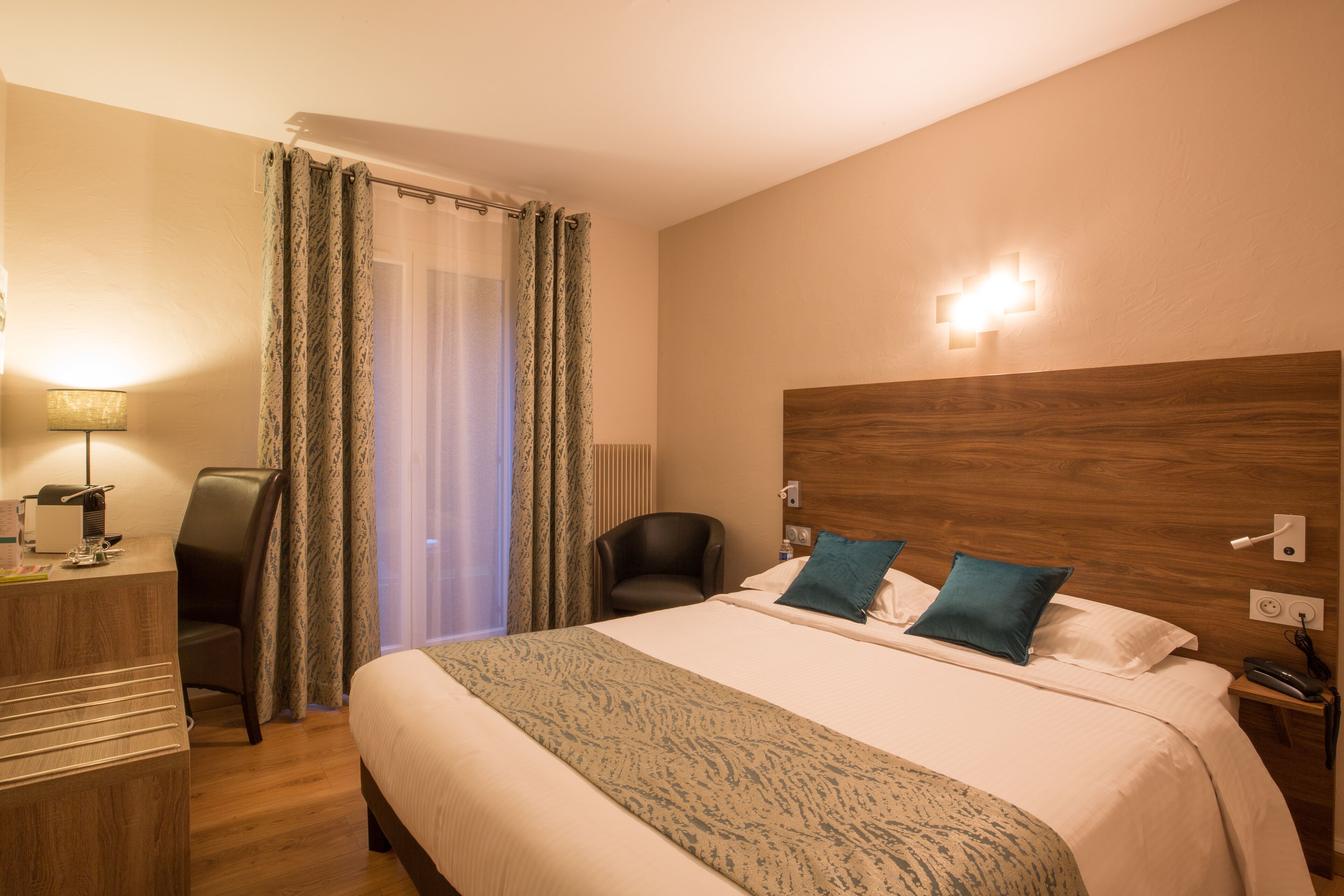 executive double room, balcony | 2 bedrooms, premium bedding, individually decorated