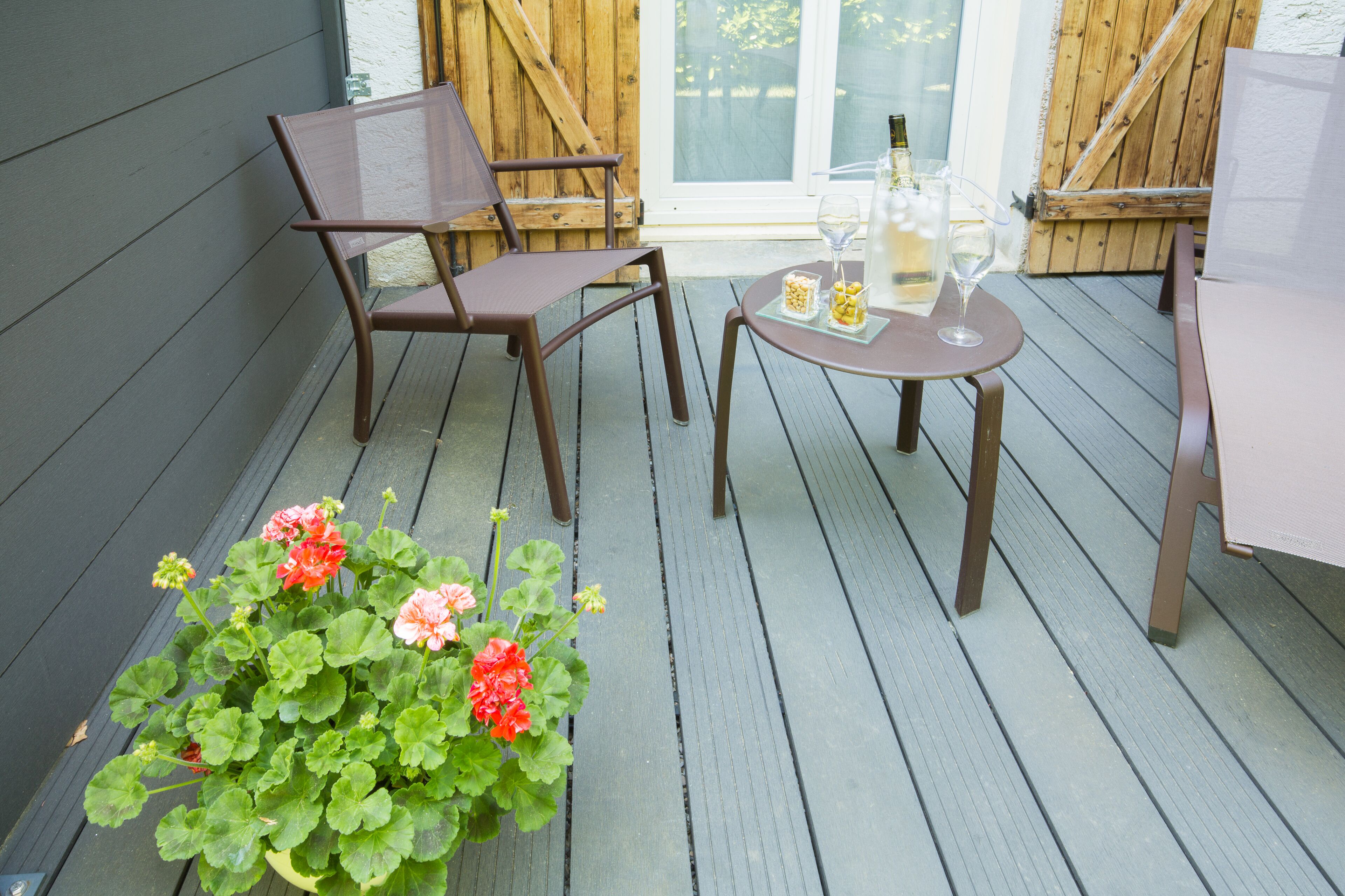 executive triple room, terrace | garden view