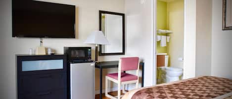 Standard Room, 2 Queen Beds, Non Smoking