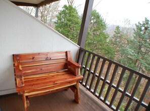 Premium Room, 1 Queen Bed, Balcony | Balcony