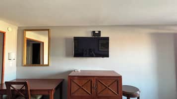 Iron/ironing board, free WiFi, bed sheets, alarm clocks