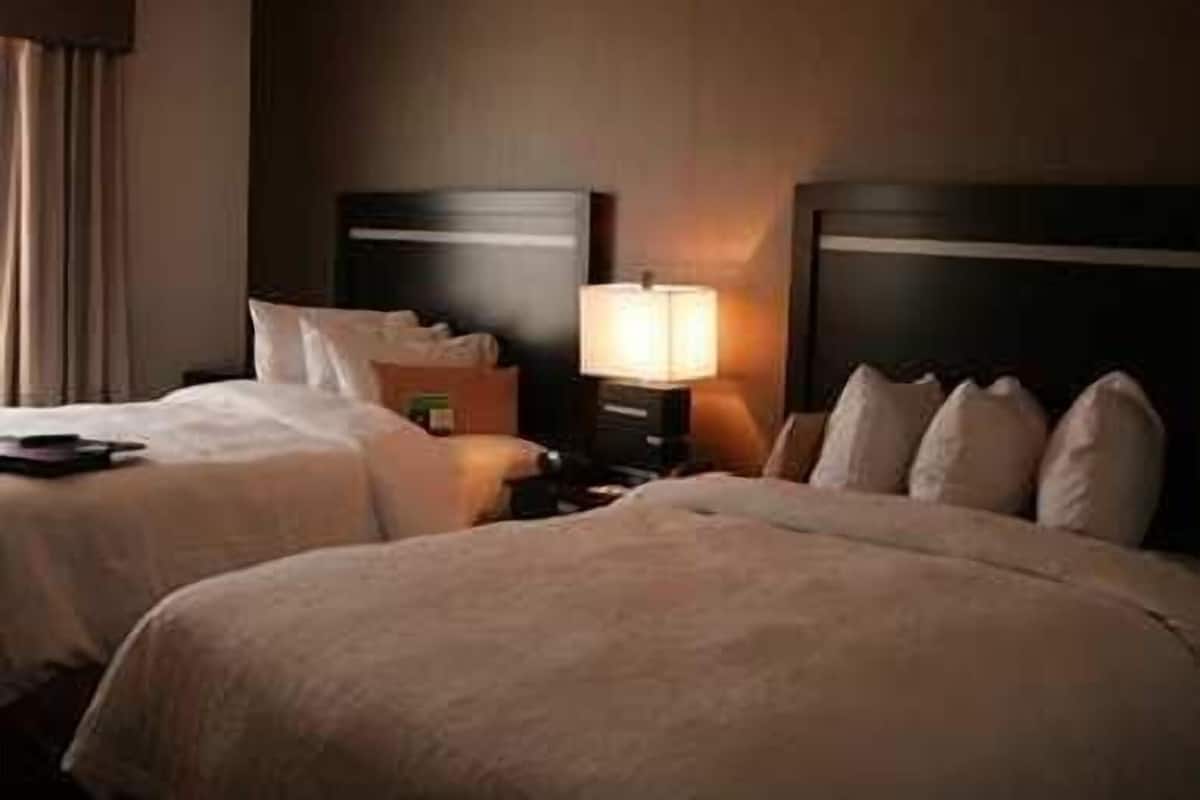 In-room safe, iron/ironing board, free WiFi, bed sheets