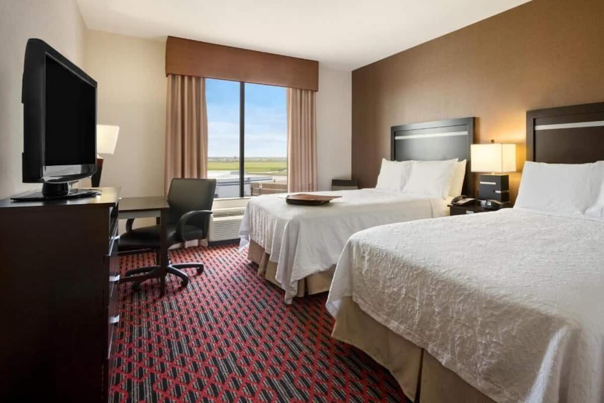 In-room safe, iron/ironing board, free WiFi, bed sheets